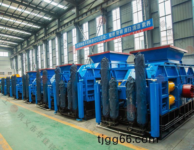 上(shang)下(xia)式(shi)對(duì)(dui)輥(gun)式製(zhi)砂機(jī)