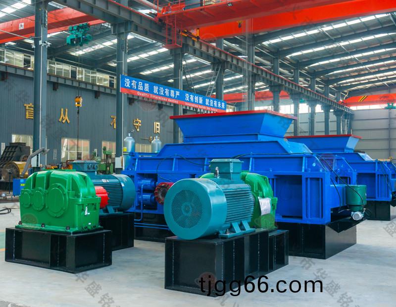 液(ye)壓破石機器(qi)