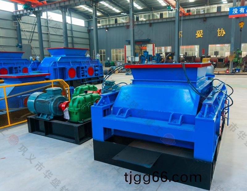 易維(wei)護對(dui)輥(gun)破碎機(ji)