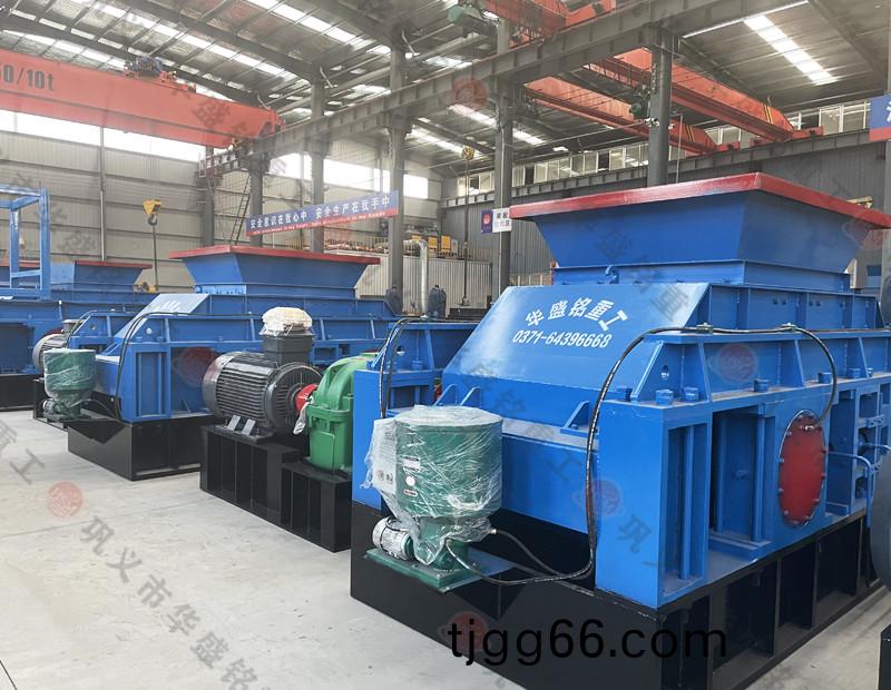 砂(sha)廠製砂(sha)王(wang)對輥破碎機(ji)