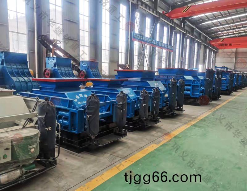 小型(xing)雙(shuang)軸(zhou)破(po)碎(sui)機(jī)(ji)