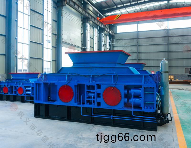 工(gong)業鹽(yan)破碎機(ji)