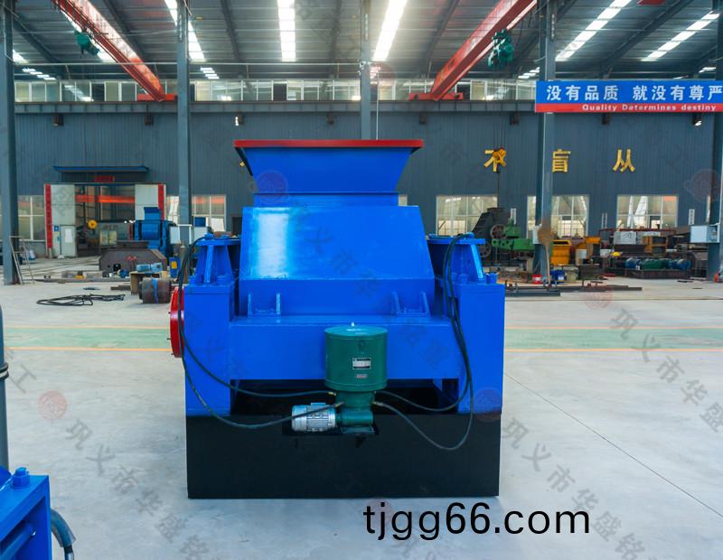 雙(shuang)齒式破碎機