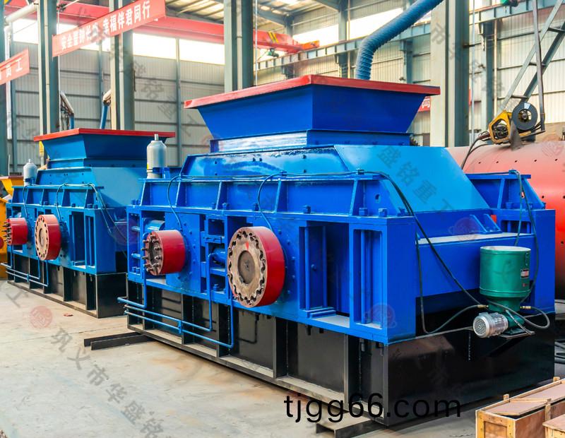 大理(li)石(shi)液(ye)壓對(dui)輥(gun)製砂機(ji)