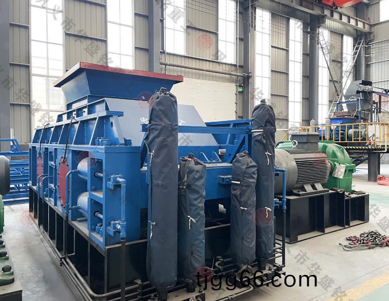 大(da)理(li)石(shi)邊(bian)角料(liao)製砂機