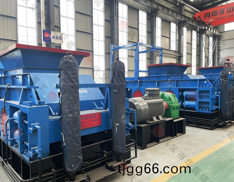 青(qing)石(shi)打砂機(ji)