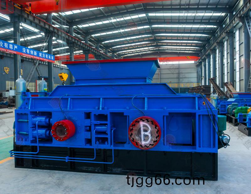 石(shi)料廠(chang)製(zhi)砂機