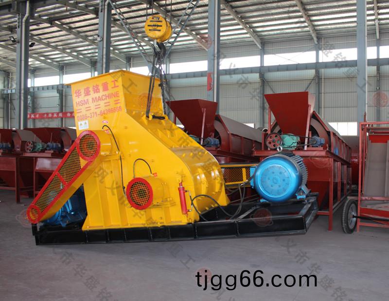 高嶺土粉(fen)碎(sui)機(jī)(ji)