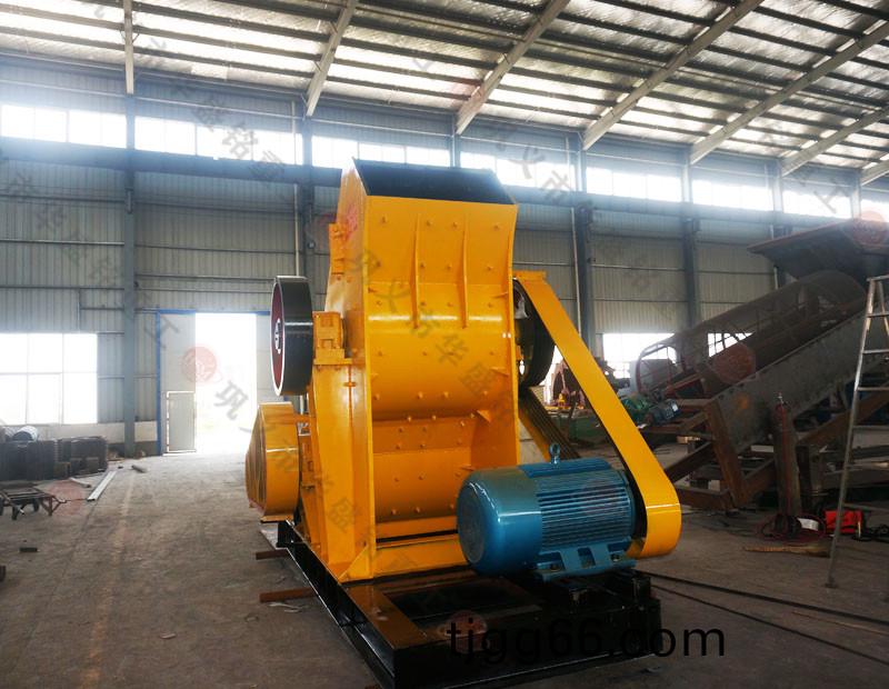 石英石(shi)粉(fen)碎(sui)機(ji)