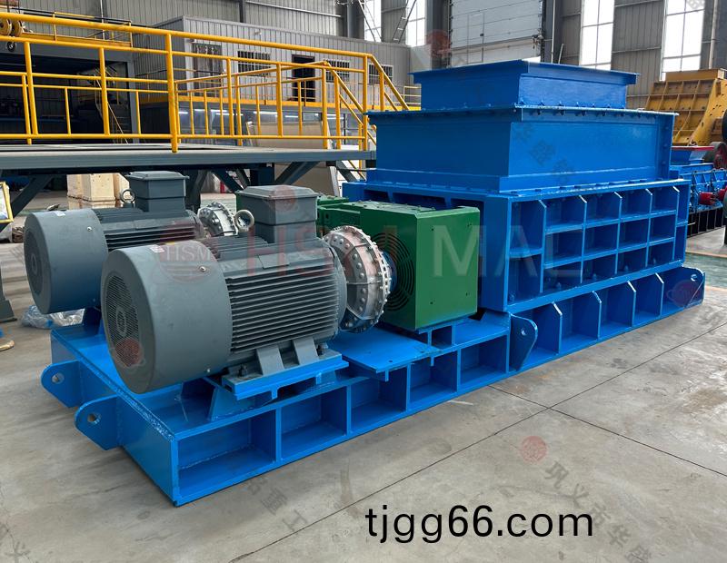 紅(hong)土鎳(nie)鑛破碎(sui)機(ji)