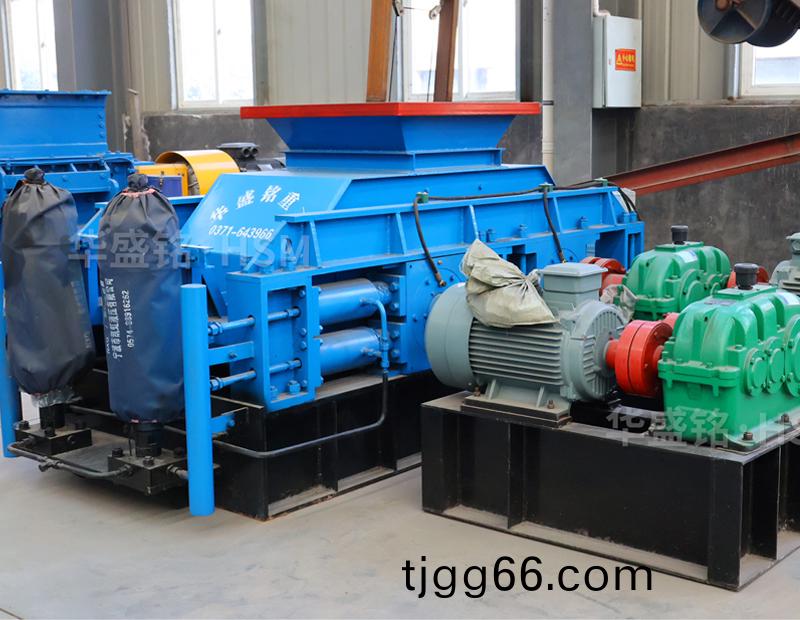 液(ye)壓對(dui)輥機(ji)