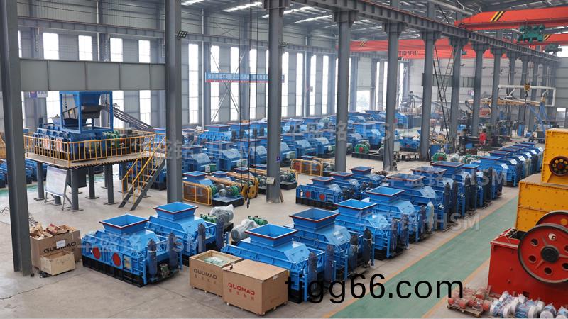 製砂(sha)破(po)碎(sui)機