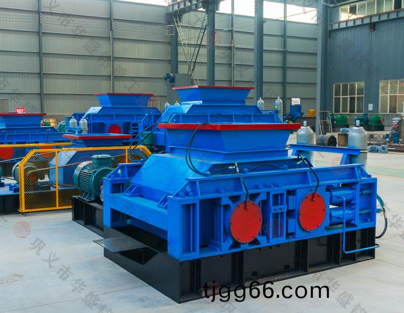 凍土雙齒(chi)輥破(po)碎機(ji)